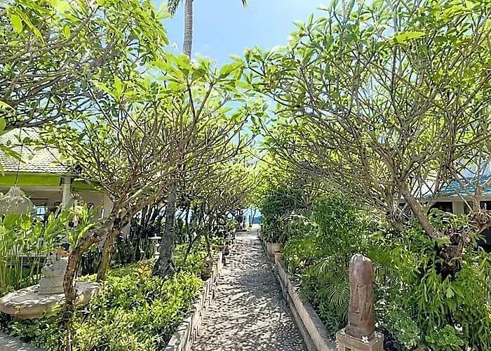 Poinciana Seaside & Retreat Centre Holiday park