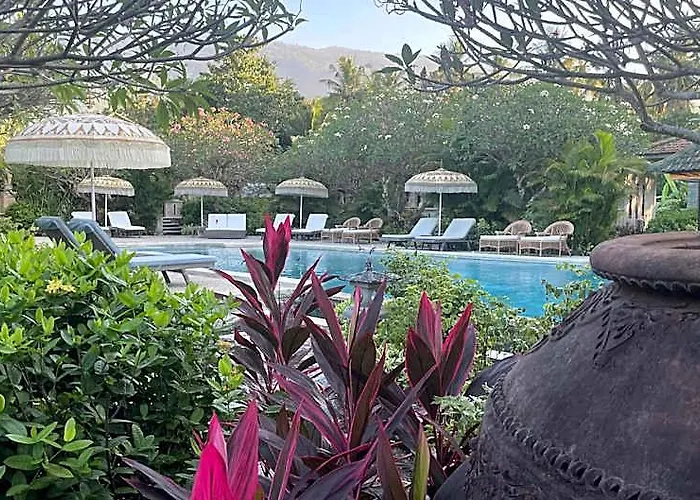 Poinciana Seaside & Retreat Centre Holiday park