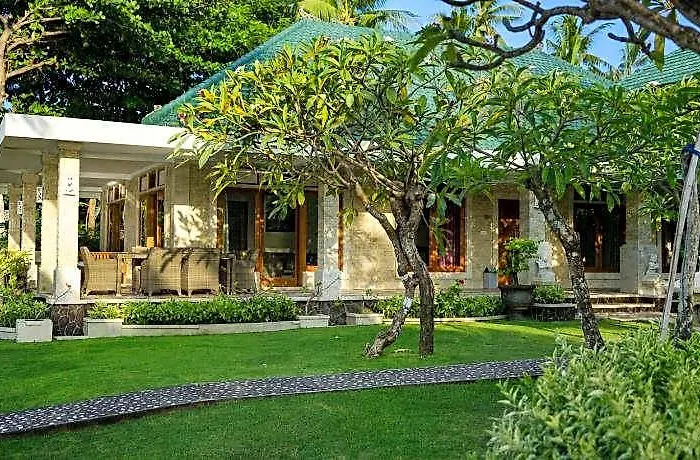 Poinciana Seaside & Retreat Centre Holiday park Gretek
