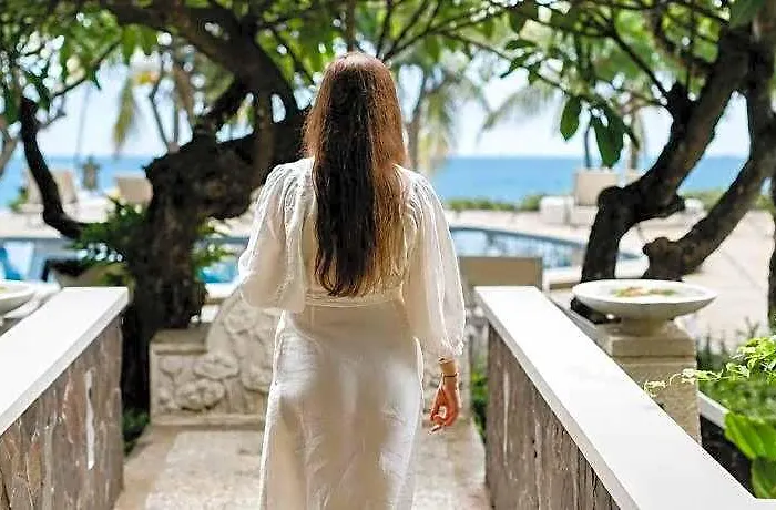 Poinciana Seaside & Retreat Centre 3*